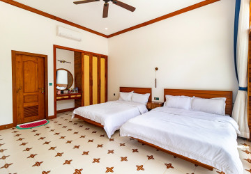 4 Bedroom Villa For Sale - Svay Dangkum, Siem Reap thumbnail