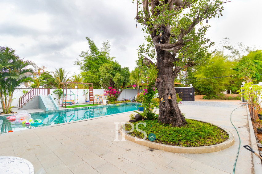 4 Bedroom Villa For Sale - Svay Dangkum, Siem Reap