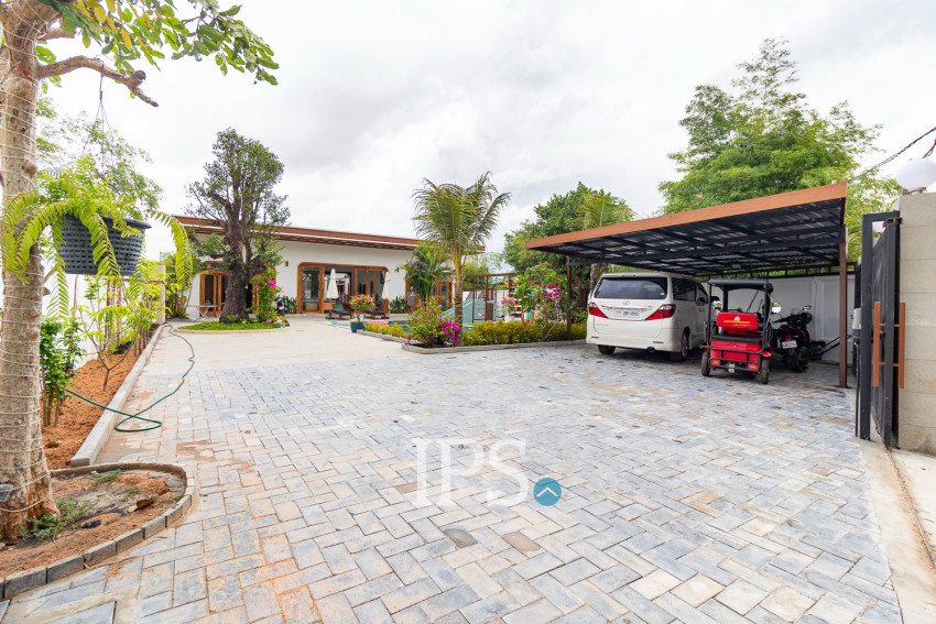 4 Bedroom Villa For Sale - Svay Dangkum, Siem Reap