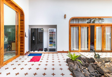 4 Bedroom Villa For Sale - Svay Dangkum, Siem Reap thumbnail