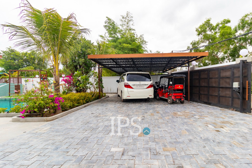4 Bedroom Villa For Sale - Svay Dangkum, Siem Reap