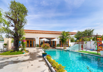 4 Bedroom Villa For Sale - Svay Dangkum, Siem Reap thumbnail