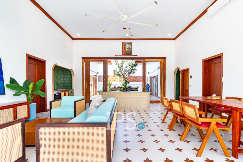 4 Bedroom Villa For Sale - Svay Dangkum, Siem Reap