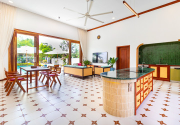 4 Bedroom Villa For Sale - Svay Dangkum, Siem Reap thumbnail
