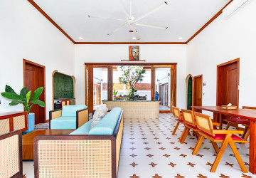 4 Bedroom Villa For Sale - Svay Dangkum, Siem Reap thumbnail