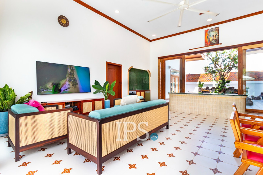4 Bedroom Villa For Sale - Svay Dangkum, Siem Reap