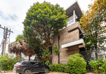 1 Bedroom Apartment For Rent - Svay Dangkum, Siem Reap thumbnail