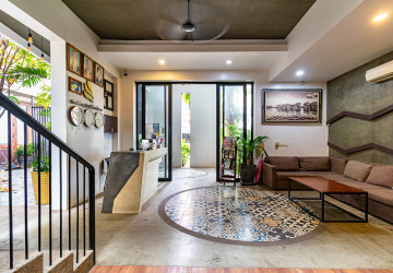 1 Bedroom Apartment For Rent - Svay Dangkum, Siem Reap thumbnail