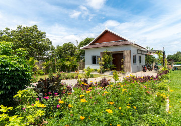 2 Bedroom House For Rent - Chreav, Siem Reap thumbnail