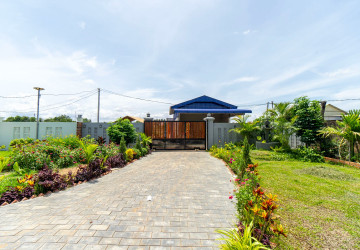 2 Bedroom House For Rent - Chreav, Siem Reap thumbnail