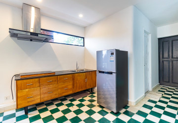 2 Bedroom Apartment For Rent - Kouk Chak, Siem Reap thumbnail