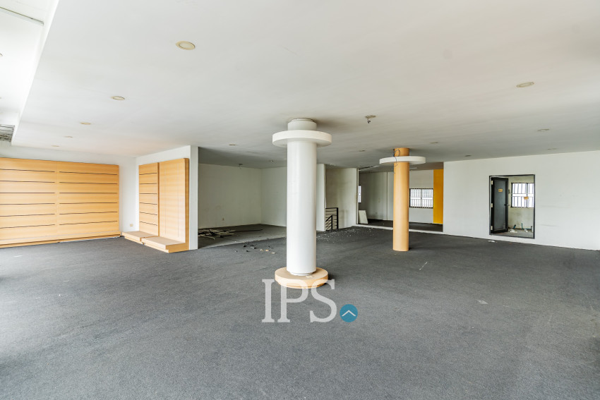 384 Sqm Commercial Building For Rent - Teuk La Ark 1, Phnom Penh