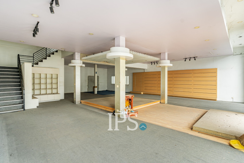 384 Sqm Commercial Building For Rent - Teuk La Ark 1, Phnom Penh