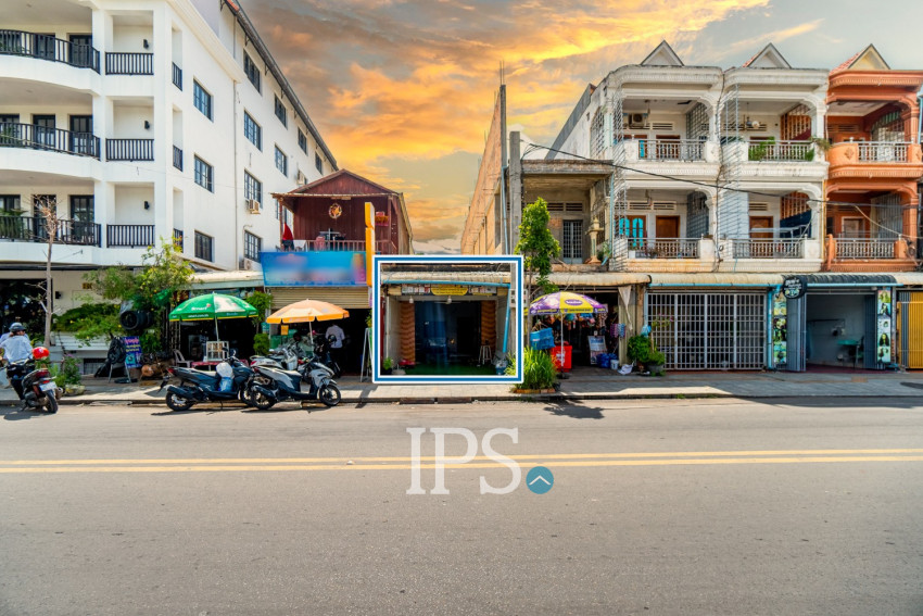 2 Bedroom Shophouse For Rent - Sala Kamreuk, Siem Reap