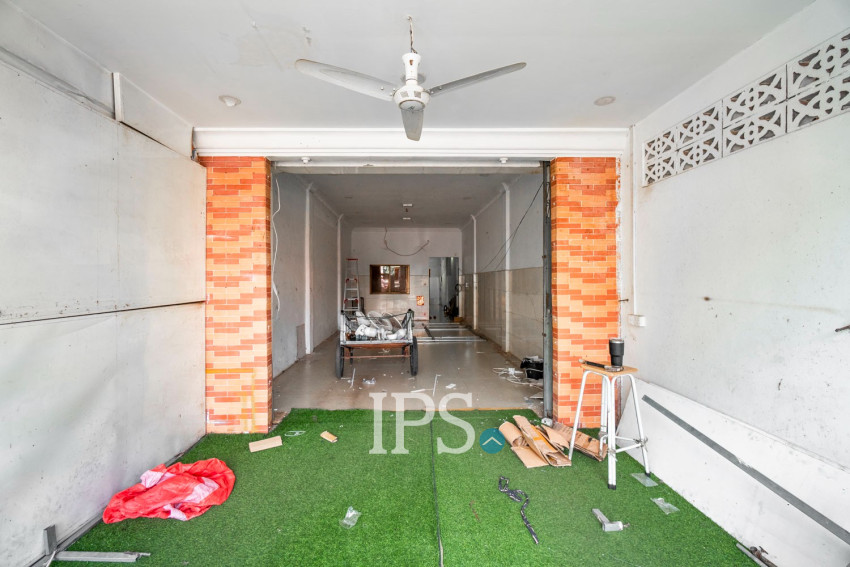 2 Bedroom Shophouse For Rent - Sala Kamreuk, Siem Reap