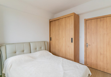 21st Floor 1 Bedroom Condo For Sale - Romduol City Condominium, Teuk Thla, Phnom Penh thumbnail