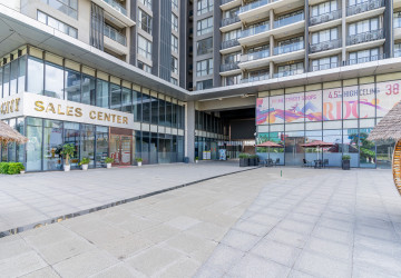 21st Floor 1 Bedroom Condo For Sale - Romduol City Condominium, Teuk Thla, Phnom Penh thumbnail