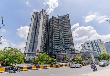 21st Floor 1 Bedroom Condo For Sale - Romduol City Condominium, Teuk Thla, Phnom Penh thumbnail
