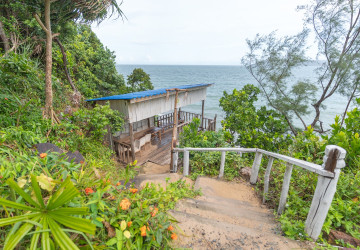 Restaurant and Bar For Sale  MPai Bay, Koh Rong Sanloem, Sihanoukville thumbnail