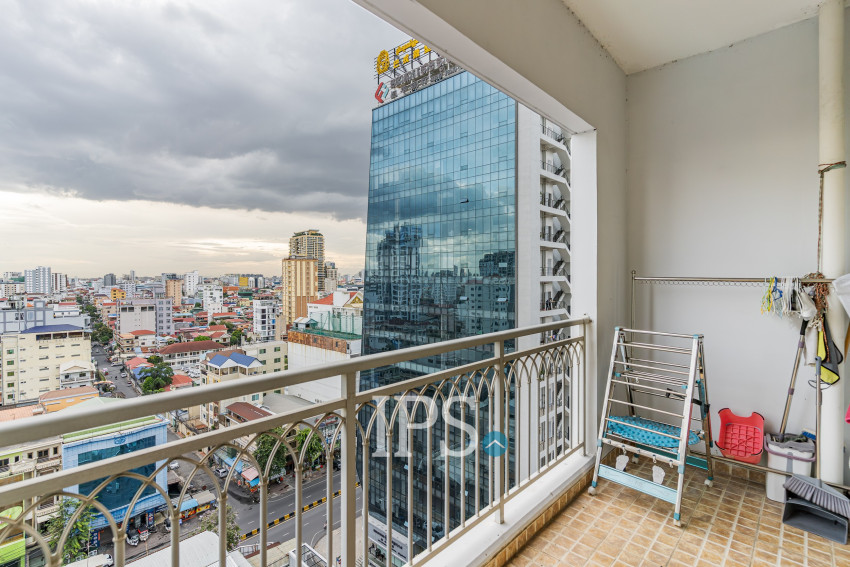 1 Bedroom Condo For Rent - De Castle Royal, BKK1, Phnom Penh