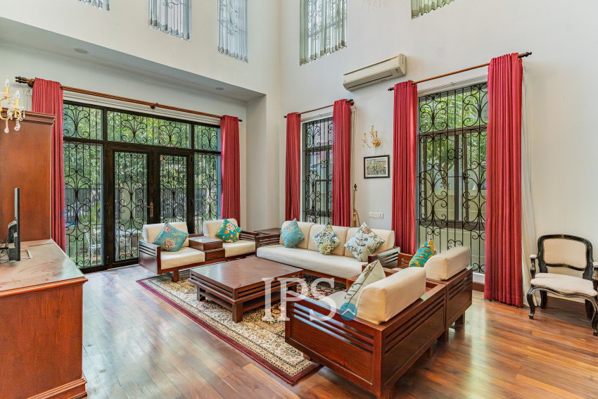 5 Bedroom Villa For Rent - Tonle Bassac, Phnom Penh
