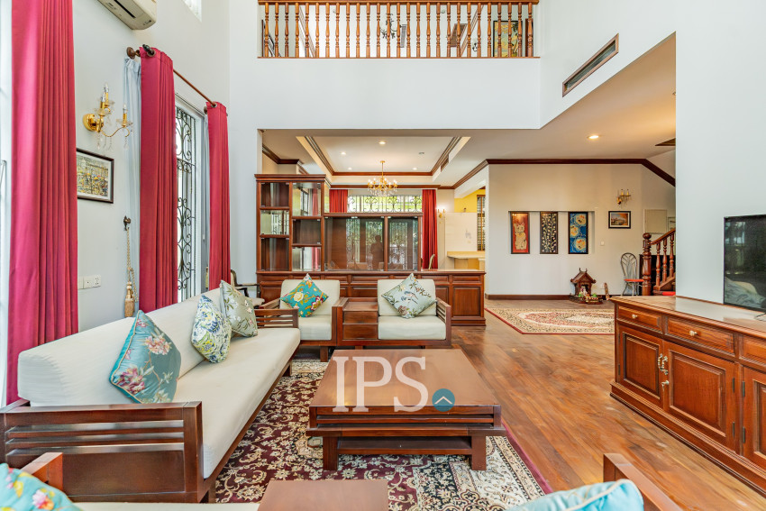 5 Bedroom Villa For Rent - Tonle Bassac, Phnom Penh