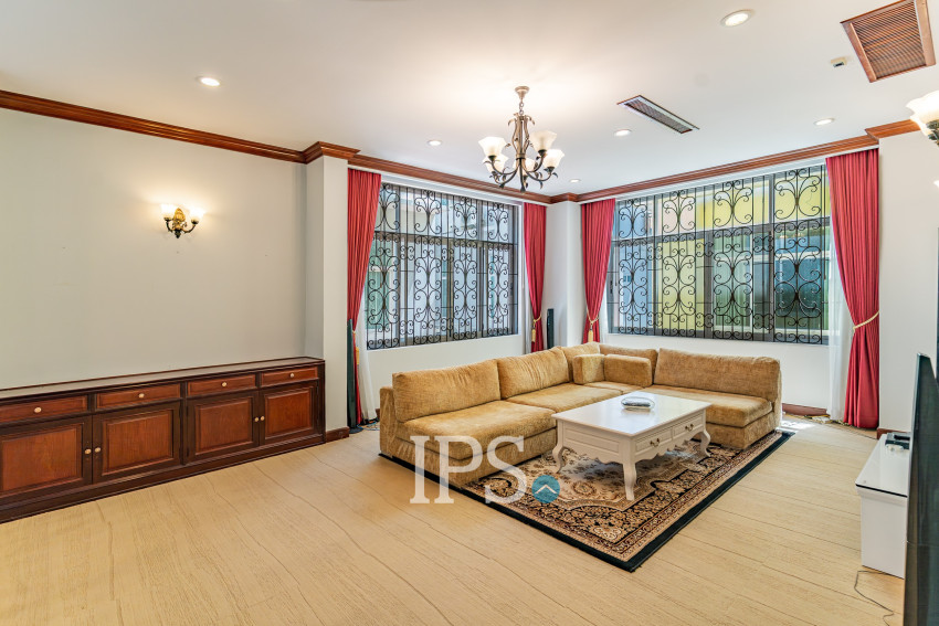 5 Bedroom Villa For Rent - Tonle Bassac, Phnom Penh