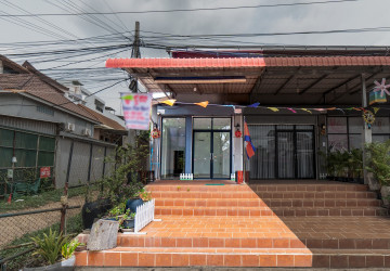 1 Bedroom Shophouse For Rent - Svay Dangkum, Siem Reap thumbnail