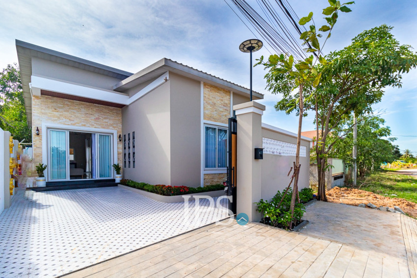 2 Bedroom Villa For Sale - Svay Dangkum, Siem Reap
