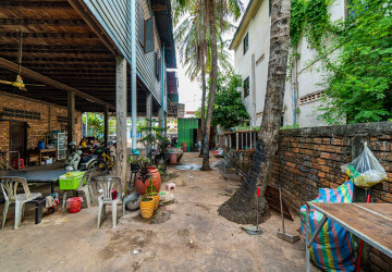 665 Sqm Commercial Land For Sale - Slor Kram, Siem Reap thumbnail