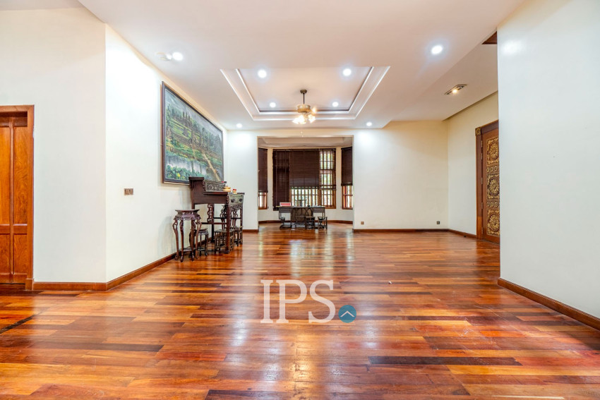 5 Bedroom Villa For Rent - Sra Ngae, Siem Reap