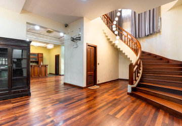 5 Bedroom  Villa For Rent - Sra Ngae, Siem Reap thumbnail