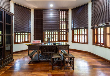 5 Bedroom  Villa For Rent - Sra Ngae, Siem Reap thumbnail