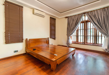 5 Bedroom  Villa For Rent - Sra Ngae, Siem Reap thumbnail