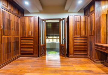5 Bedroom  Villa For Rent - Sra Ngae, Siem Reap thumbnail