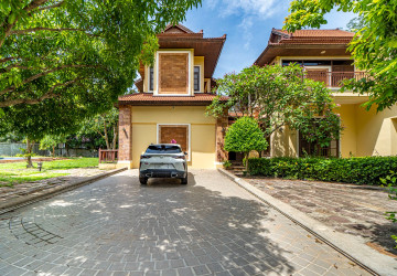 5 Bedroom  Villa For Rent - Sra Ngae, Siem Reap thumbnail