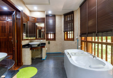 5 Bedroom  Villa For Rent - Sra Ngae, Siem Reap thumbnail
