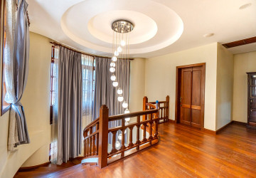 5 Bedroom  Villa For Rent - Sra Ngae, Siem Reap thumbnail