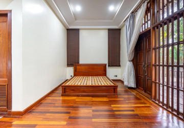 5 Bedroom  Villa For Rent - Sra Ngae, Siem Reap thumbnail
