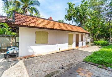 5 Bedroom  Villa For Rent - Sra Ngae, Siem Reap thumbnail