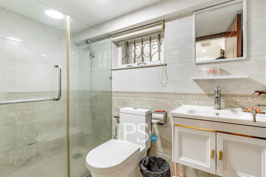 6 Bedroom Villa For Rent - Tonle Bassac, Phnom Penh
