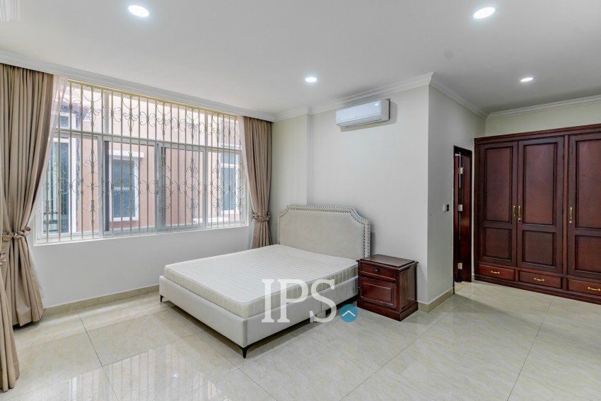 6 Bedroom Villa For Rent - Tonle Bassac, Phnom Penh