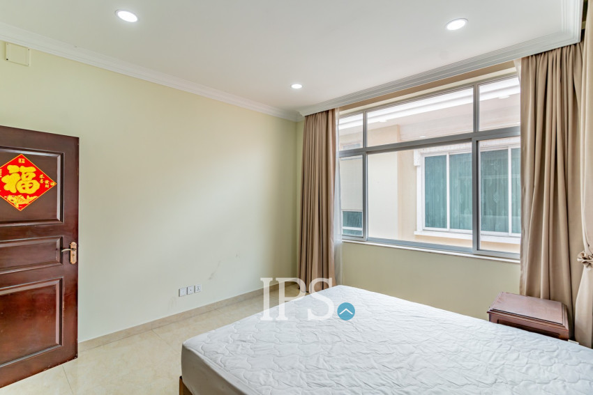 6 Bedroom Villa For Rent - Tonle Bassac, Phnom Penh