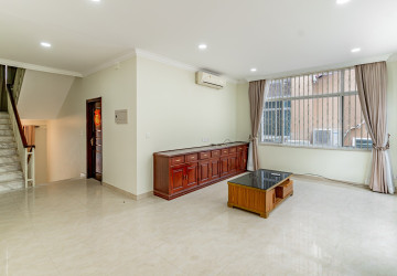 6 Bedroom Villa For Rent - Tonle Bassac, Phnom Penh thumbnail
