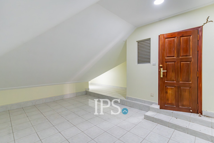 6 Bedroom Villa For Rent - Tonle Bassac, Phnom Penh