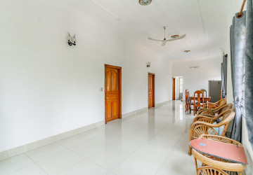Renovated 3 Bedroom Apartment For Rent - Tonle Bassac, Phnom Penh thumbnail