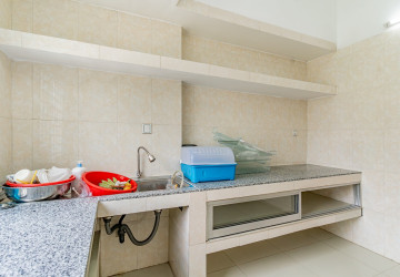 Renovated 3 Bedroom Apartment For Rent - Tonle Bassac, Phnom Penh thumbnail