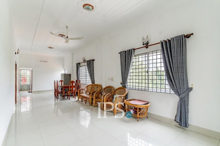 Renovated 3 Bedroom Apartment For Rent - Tonle Bassac, Phnom Penh