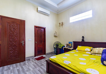 2 Bedroom House For Sale - Svay Dangkum, Siem Reap thumbnail