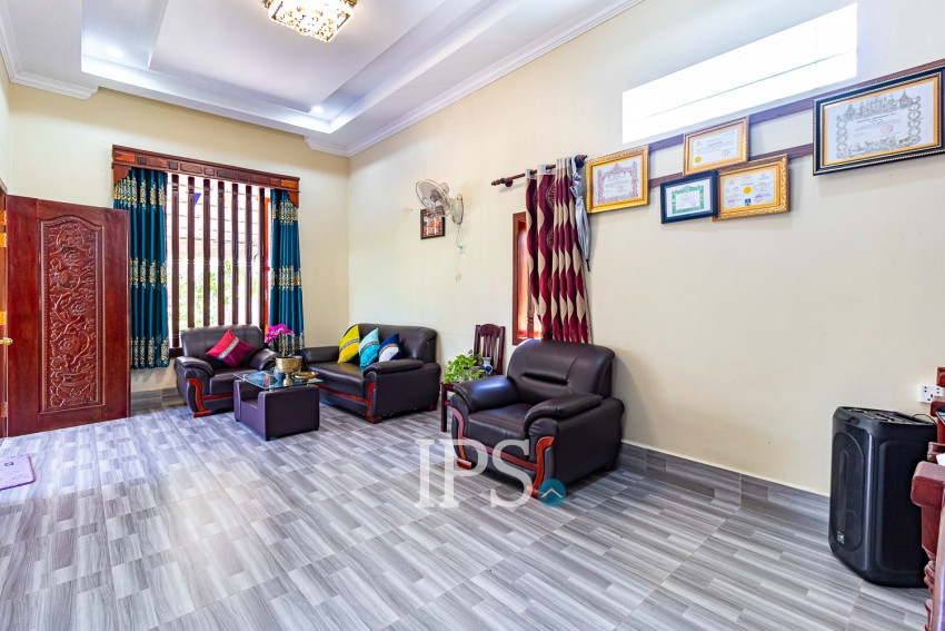 2 Bedroom House For Sale - Svay Dangkum, Siem Reap